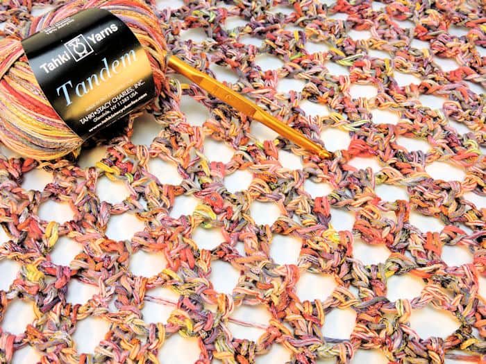 Tandem Fling Wrap | CrochetKim Free Crochet Pattern