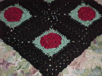 CrochetKim Free Crochet Pattern | Crimson Roses Afghan @crochetkim