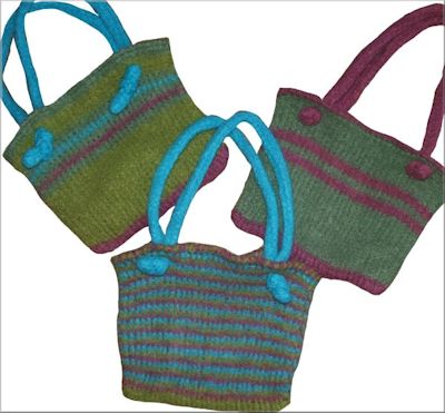 CrochetKim Free Crochet Pattern | Tunisian Easy Felted Bag