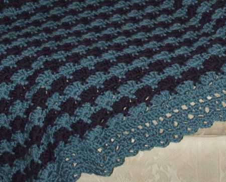 CrochetKim Free Crochet Pattern | Regal Fans Afghan @crochetkim