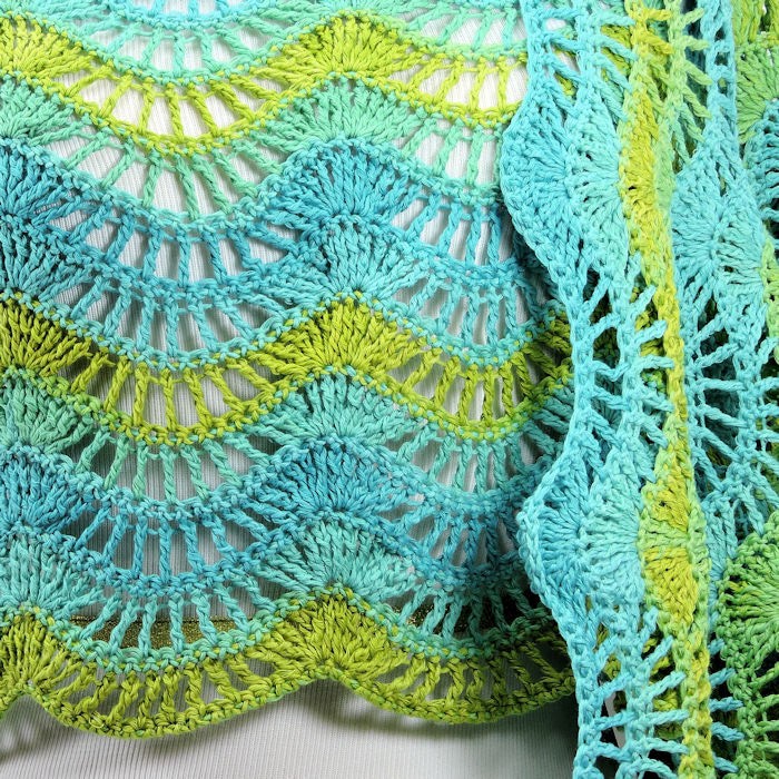 Malibu Fling Wrap | CrochetKim Free Crochet Pattern