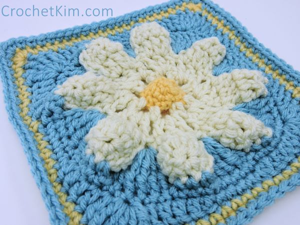 CrochetKim Free Crochet Pattern | Logo Flower Square @crochetkim