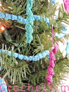 CrochetKim Free Crochet Pattern | Mini Christmas Tree Icicle Ornament @crochetkim