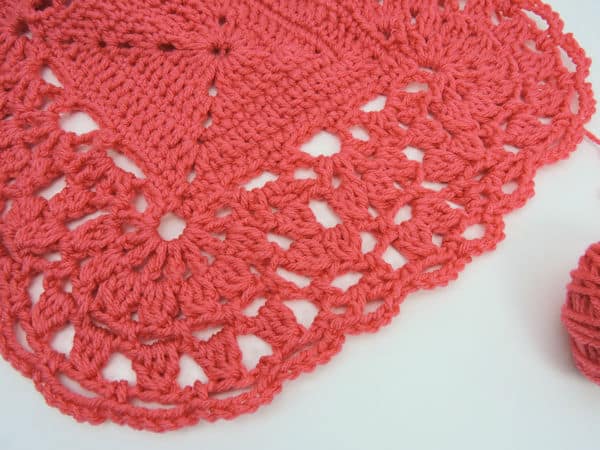 Learn to Crochet: Picking Up Stitches Evenly to Begin a Border