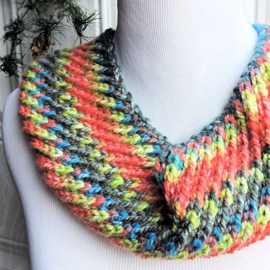 Easy Crochet Infinity Scarf with Diagonal Ribbing