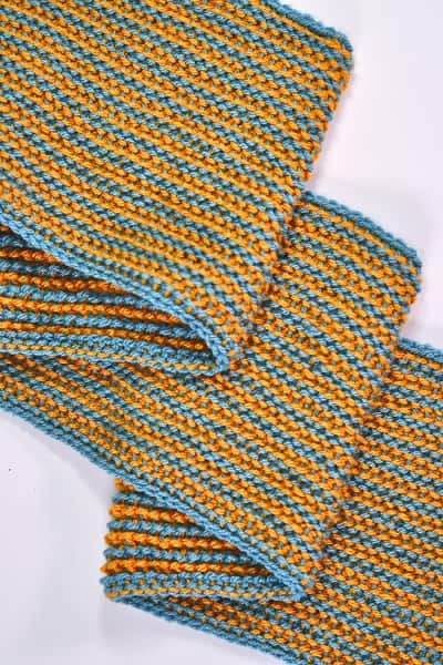 Skinny stripes scarf
