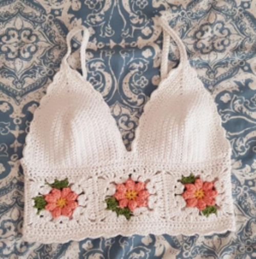 Easy Crochet Floral Bralette Crop Top. Crochet pattern by