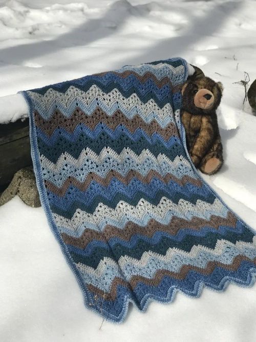 10 Beautiful Free Baby Boy Crochet Blanket Patterns - CrochetKim™