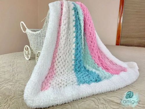 The Fuzzy Mesh Blanket by Zamiguz