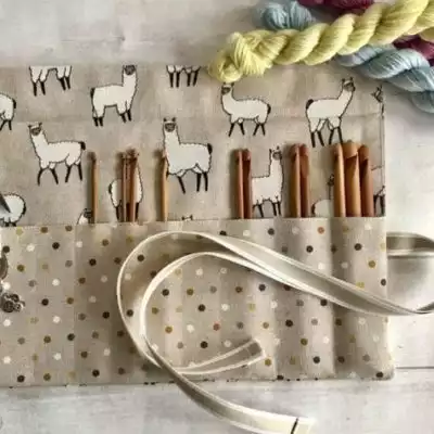 TeaCakeMake Crochet Hook Roll