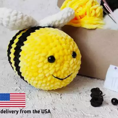 Crochet Kit Amigurumi Bee