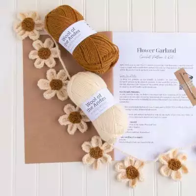 Flower Garland Crochet Kit